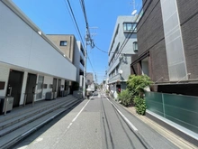 【東京都/世田谷区代沢】クウェストスクエア代沢 前面道路