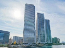 【東京都/中央区晴海】ベイシティ晴海スカイリンクタワー 外観：当該物件中央　3棟中最左