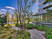 【東京都/江東区豊洲】ベイズ タワー＆ガーデン 敷地内