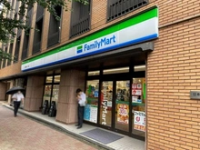 【東京都/中央区日本橋小舟町】エクセレント三越前 ファミリーマート　日本橋本町一丁目店（現地より約300m）