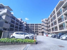 【神奈川県/横浜市鶴見区上末吉】横浜三ツ池公園パーク・ホームズ 外観