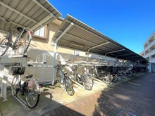 【神奈川県/横浜市神奈川区西寺尾】ヒルズ横浜神之木公園 駐輪場