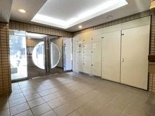 【神奈川県/川崎市幸区大宮町】ロイヤルシャトー川崎 エントランス