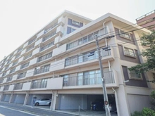 【神奈川県/横浜市鶴見区鶴見】鶴見ファイナンス 外観