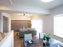 【神奈川県/横浜市鶴見区下末吉】ダイアパレスアクティブシティ鶴見 リビング・ダイニング