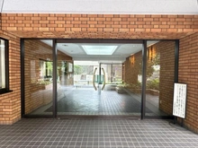 【神奈川県/横浜市鶴見区東寺尾中台】ルネ東寺尾中台 エントランス
