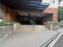 【神奈川県/横浜市鶴見区東寺尾中台】ルネ東寺尾中台 エントランス