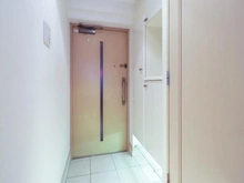 【神奈川県/横浜市鶴見区生麦】リブゼ横浜クレインポート 玄関