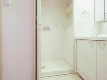 【神奈川県/横浜市鶴見区生麦】リブゼ横浜クレインポート 洗濯機置き場