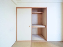 【神奈川県/横浜市鶴見区生麦】リブゼ横浜クレインポート 和室