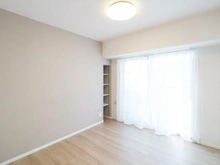 【神奈川県/横浜市鶴見区北寺尾】ライオンズヒルズ北寺尾 サービスルーム（納戸）