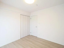 【神奈川県/横浜市鶴見区北寺尾】ライオンズヒルズ北寺尾 サービスルーム（納戸）