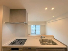 【神奈川県/川崎市川崎区浜町】コスモ川崎スクエア キッチン