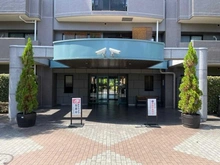 【神奈川県/横浜市鶴見区市場上町】オーベル横浜鶴見 アプローチ