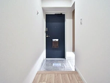 【神奈川県/川崎市川崎区榎町】エンゼルハイム川崎第2 玄関