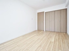 【神奈川県/川崎市川崎区榎町】エンゼルハイム川崎第2 洋室：約7.5帖の洋室