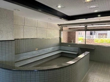 【神奈川県/横浜市鶴見区生麦】ライオンズマンション鶴見花月園前 エントランス