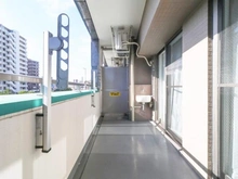 【神奈川県/川崎市川崎区池田】リブゼディライトステージ バルコニー