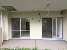 【神奈川県/川崎市川崎区桜本】藤和川崎ハイタウン 専用庭から見たバルコニー