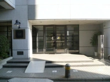 【東京都/世田谷区三軒茶屋】ユニーブル三軒茶屋 エントランス