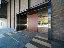 【神奈川県/横浜市鶴見区鶴見中央】ロイヤルタワー横濱鶴見 アプローチ