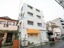 【神奈川県/横浜市鶴見区潮田町】ライオンズマンション鶴見 外観：写真中央の物件