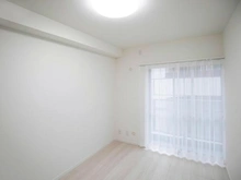 【神奈川県/横浜市鶴見区潮田町】ライオンズマンション鶴見 洋室：5.3帖の洋室