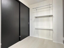 【東京都/品川区上大崎】パークアクシス白金台南 洋室：西側洋室3.4帖