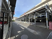 【神奈川県/横浜市鶴見区獅子ケ谷】クレッセントユーパリノスの丘 パームヒルズ 駐車場