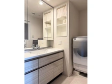 【神奈川県/川崎市川崎区港町】リヴァリエ C棟 洗面所