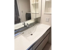 【神奈川県/川崎市川崎区港町】リヴァリエ C棟 洗面所