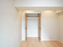 【神奈川県/川崎市川崎区京町】セソール川崎京町ハイライズフォースピア サービスルーム（納戸）：4.5帖の納戸