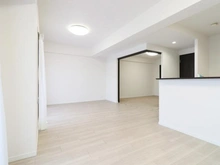 【神奈川県/横浜市鶴見区江ケ崎町】アドヴァンス鶴見アネックス リビング・ダイニング