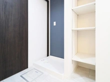 【神奈川県/横浜市鶴見区江ケ崎町】アドヴァンス鶴見アネックス 洗濯置き場