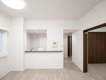 【神奈川県/横浜市鶴見区向井町】鶴見東パーク・ホームズ リビング・ダイニング