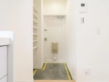 【東京都/大田区本羽田】パラスト多摩川 玄関