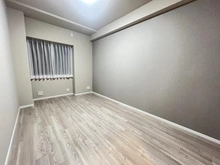 【神奈川県/川崎市川崎区中瀬】フォレシアムブライトハウス 洋室