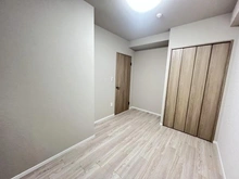 【神奈川県/川崎市川崎区中瀬】フォレシアムブライトハウス 洋室