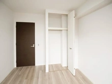 【神奈川県/川崎市川崎区鋼管通】クリオ川崎鋼管通 洋室