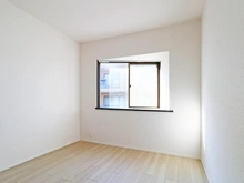 【神奈川県/横浜市鶴見区上の宮】バームハイツ菊名参番館 洋室：西側5.5帖