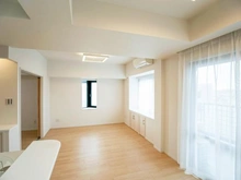 【神奈川県/川崎市川崎区追分町】カルナーザ川崎 リビング・ダイニング