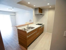 【神奈川県/川崎市川崎区京町】コスモ京町エクシード キッチン