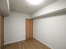 【神奈川県/川崎市川崎区京町】コスモ京町エクシード 洋室：6.0帖