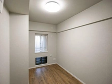 【神奈川県/川崎市川崎区京町】コスモ京町エクシード サービスルーム（納戸）