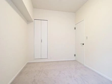 【神奈川県/川崎市幸区小倉】パークシティ新川崎・西三番街 D棟 洋室：西側6.4帖