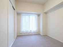 【神奈川県/川崎市幸区小倉】パークシティ新川崎・西三番街 D棟 洋室：西側6.4帖