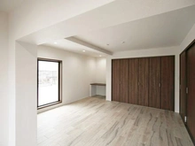 【神奈川県/川崎市幸区古市場】新川崎グランドハイツ 洋室：南西側11.5帖