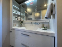 【神奈川県/川崎市川崎区浅田】ジェイパーク川崎 洗面所