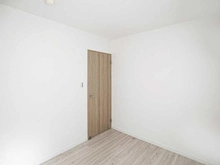 【神奈川県/横浜市鶴見区潮田町】ナイスパークコート鶴見潮田 サービスルーム（納戸）