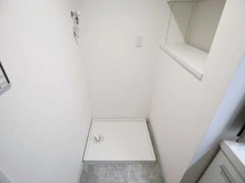 【神奈川県/横浜市鶴見区潮田町】ナイスパークコート鶴見潮田 洗濯置き場